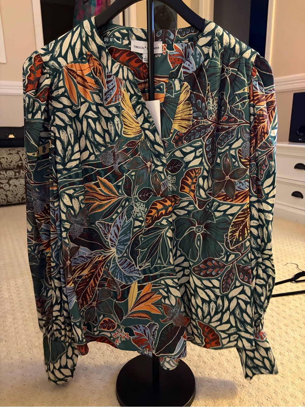 Gibson Latimer Green Multi Floral V-Neck Long-Sleeve Blouse
